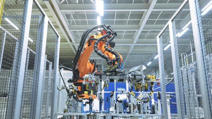 明珞裝備助力北京奔馳設備國產(chǎn)化測試島啟動 技術(shù)服務